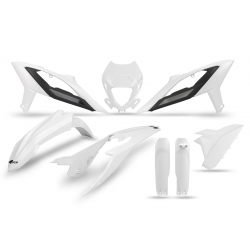 ΚΙΤ ΠΛΑΣΤΙΚΩΝ UFO BETA RR 2T / 4T 2023 - 2024